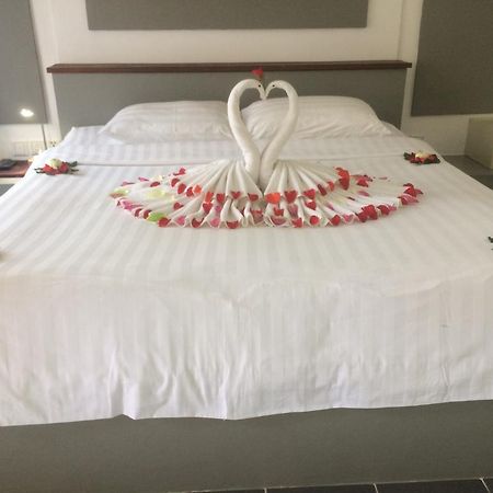 Ropanha Boutique Hotel Sihanoukville Dış mekan fotoğraf