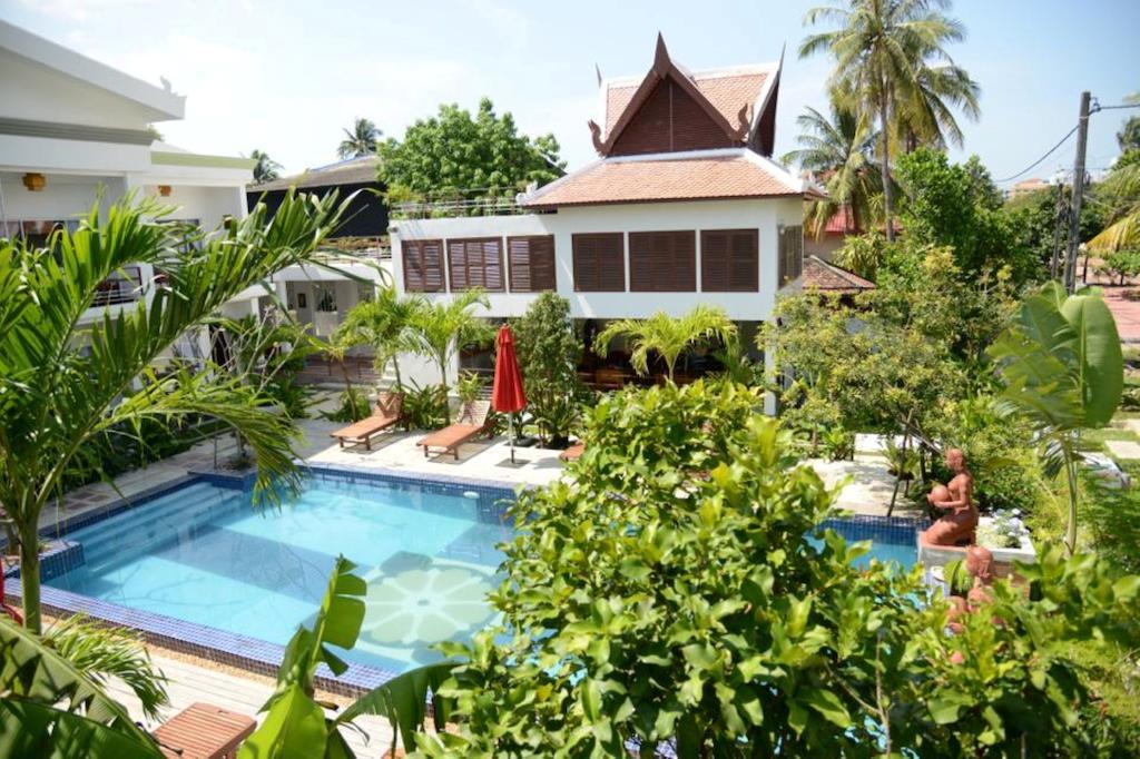 Ropanha Boutique Hotel Sihanoukville Dış mekan fotoğraf